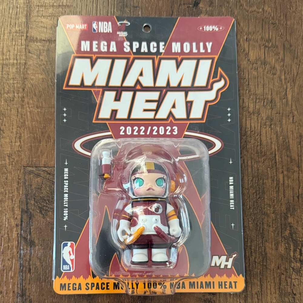 Miami Heat Mega Space Molly Figure - 100%